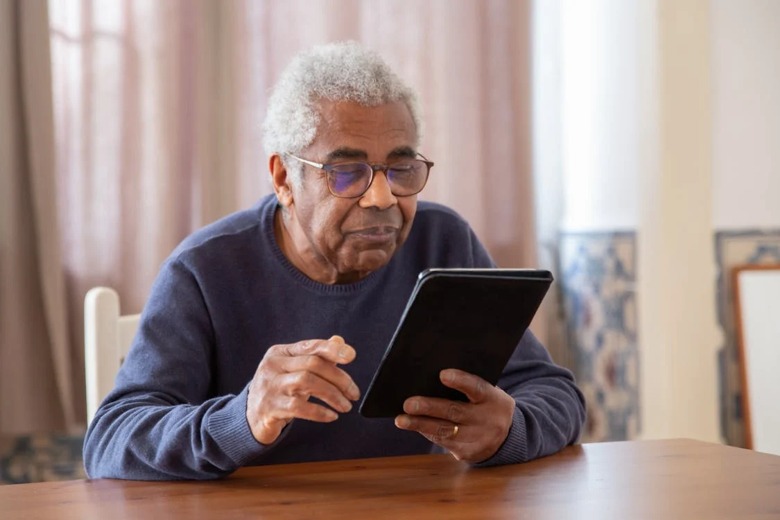 Dignity Foundation’s Mission to Empower Seniors Through Technology